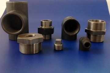 Black wrought iron pipe fittings, suitable for process steam and more